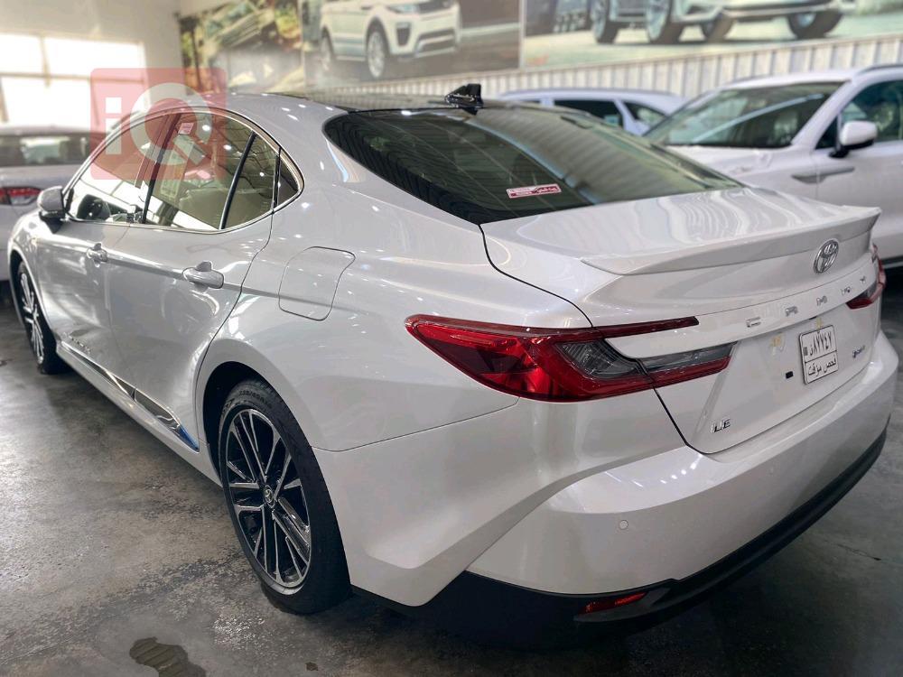 تۆیۆتا کامری